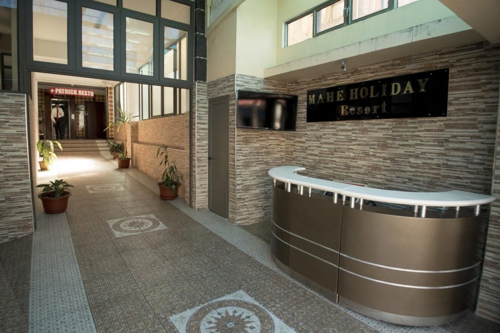 Фото отеля 2