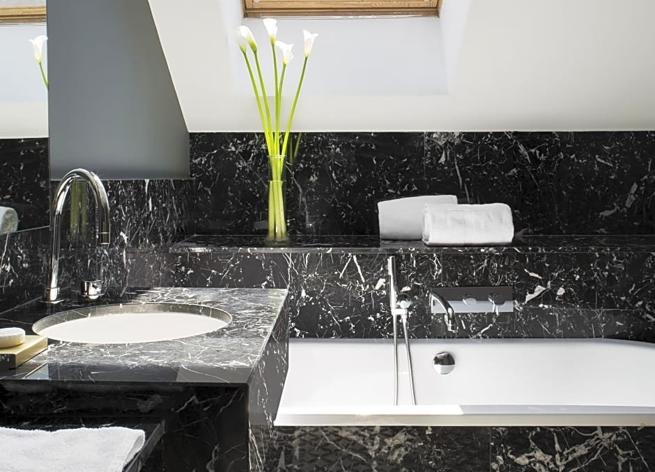 Фото Tótem Madrid Hotel