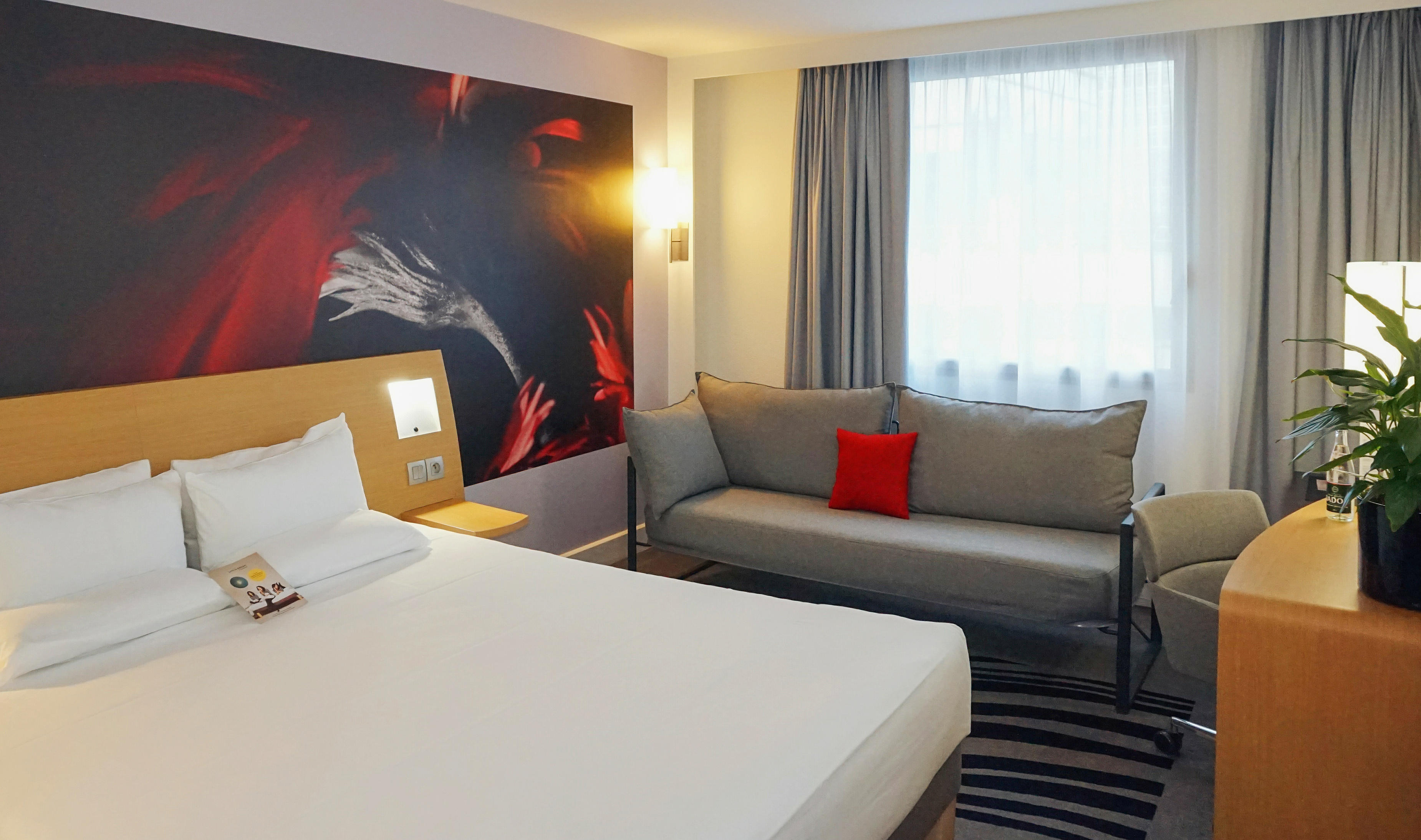 Фото Novotel Paris Centre Gare Montparnasse