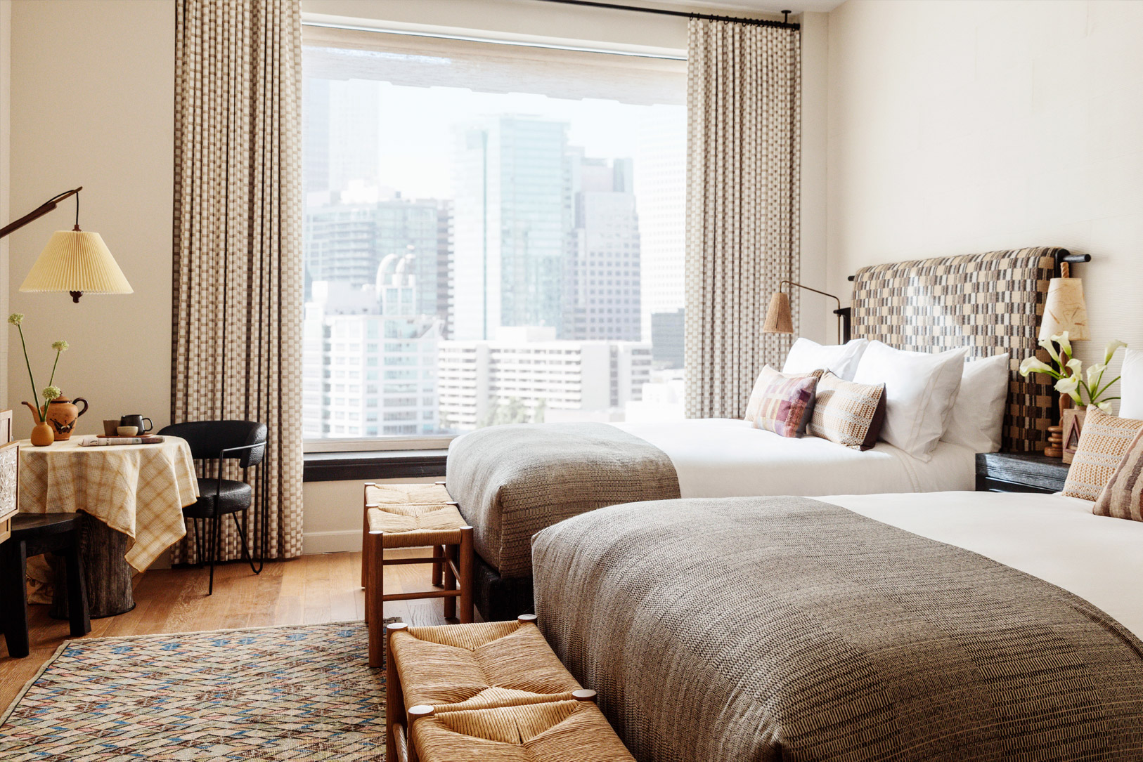 Фото Downtown Los Angeles Proper Hotel, a Member of Design Hotels