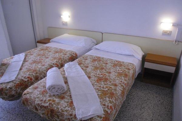 Фото Hotel Nanni Garni