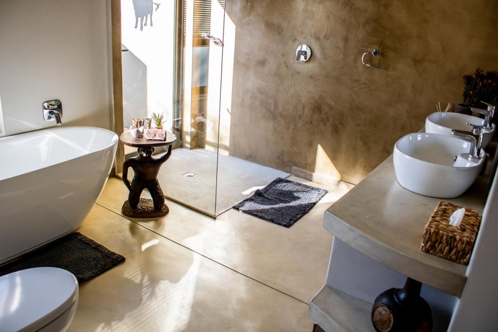 Фото LittleBush Private Lodge