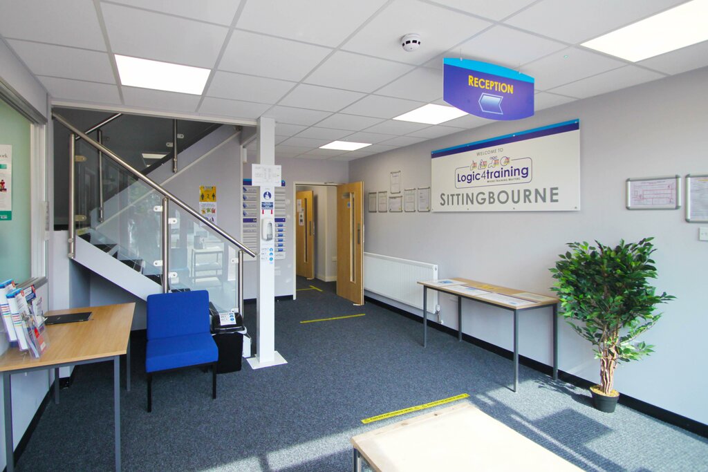 School Logic4training Sittingbourne, Kent County, photo