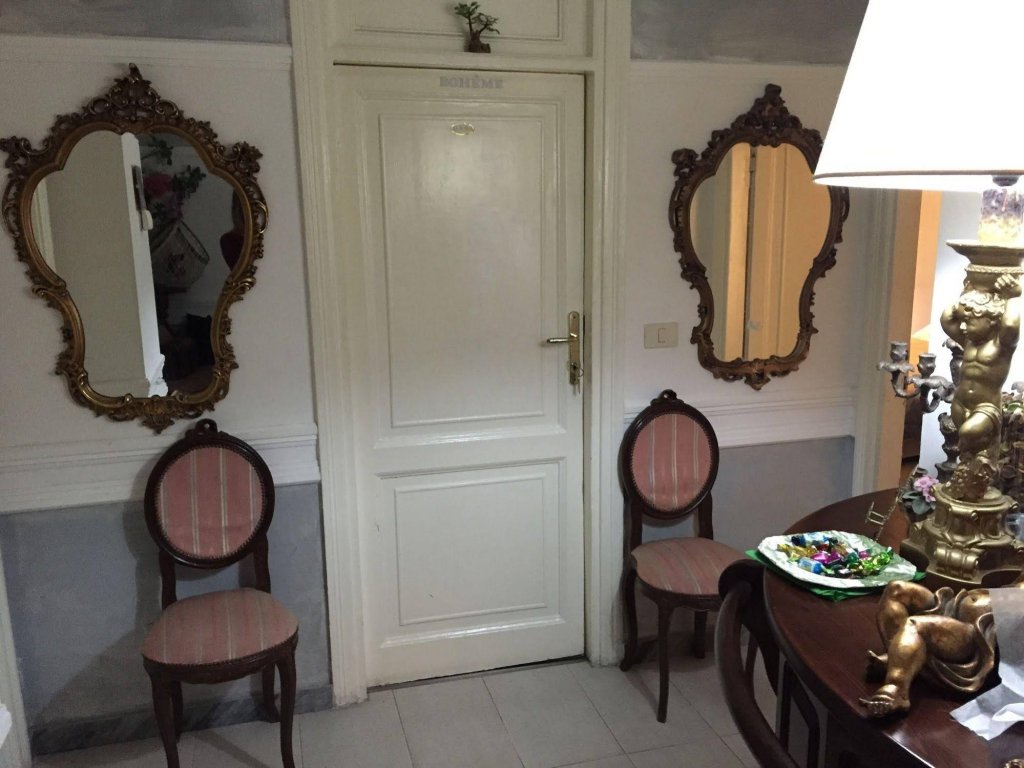 Фото Opera Street In Vatican Hotel