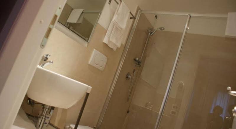 Фото Hotel Aniene