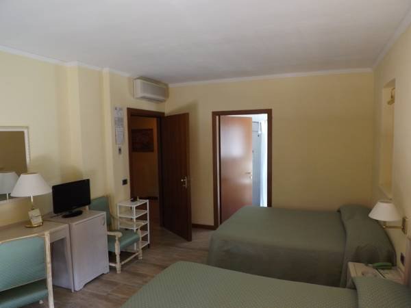 Фото Hotel Siesta