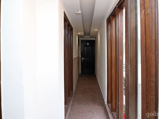 Фото Spot On 49477 Hotel Galaxy