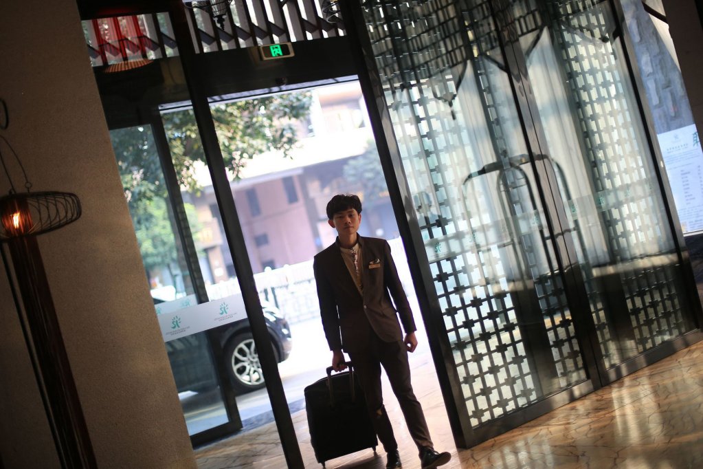 Фото Relaxed Season Hotel - Foshan