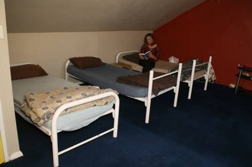 Фото Summer House Backpackers