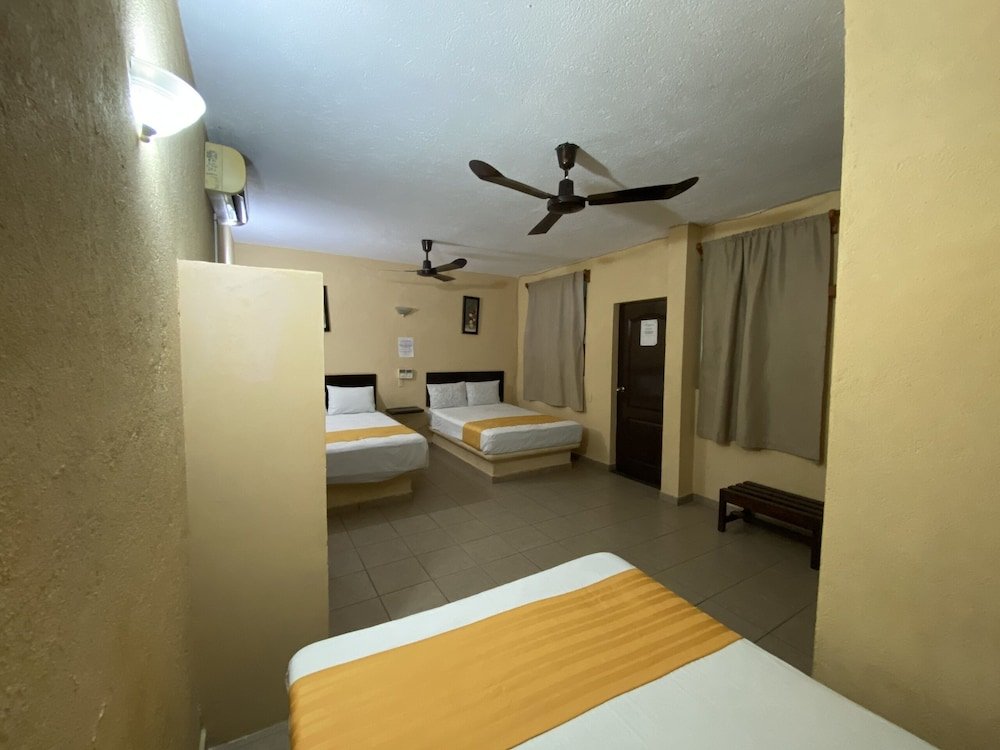 Фото Hotel Mariposa