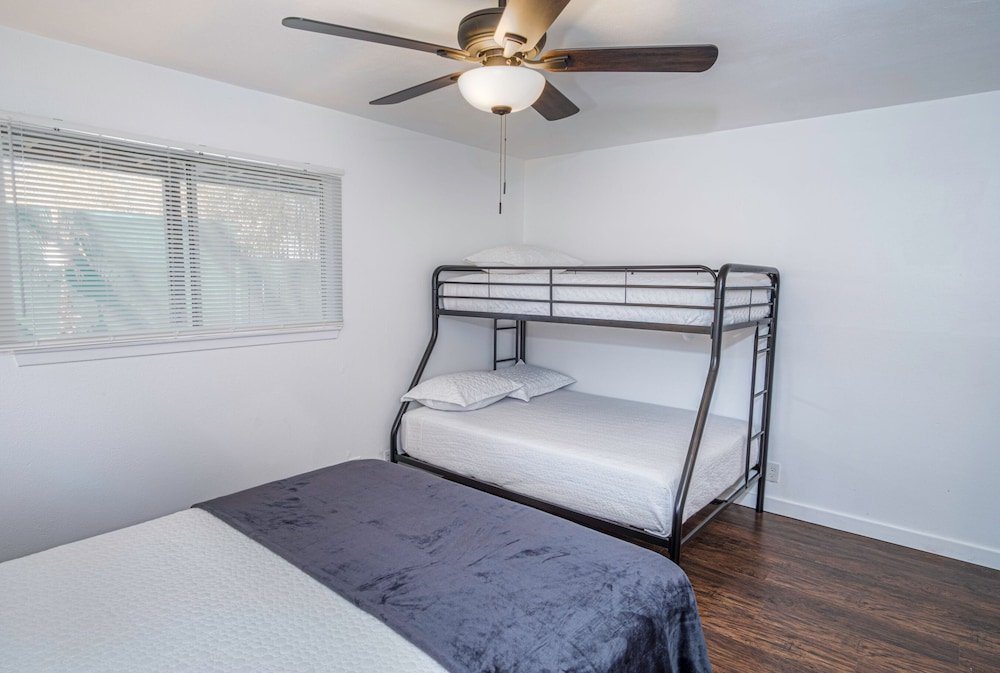 Фото Explore Pearl 2br/2ba Near Dt and Riverwalk