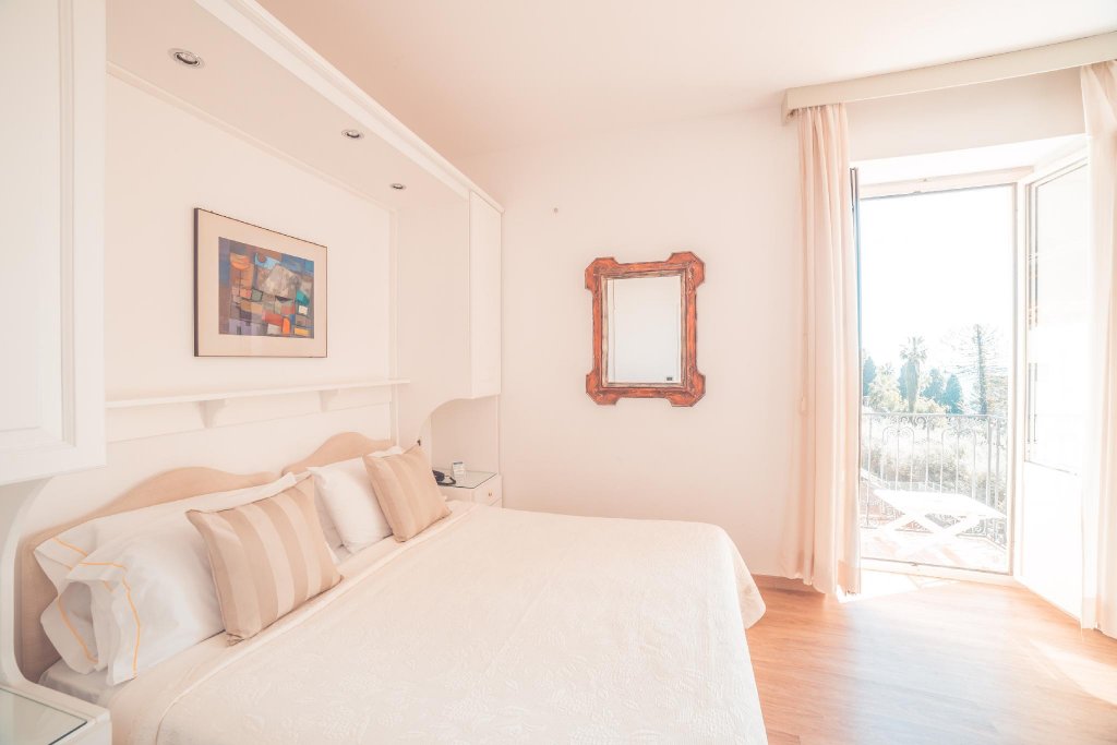 Фото Hotel Villa Paradiso