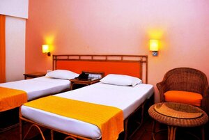 Jasminn Hotel Betalbatim AM Hotel Kollection (Goa, South Goa County, Salcete Taluk, Village of Betalbatim, Nagwaddo, 79), hotel