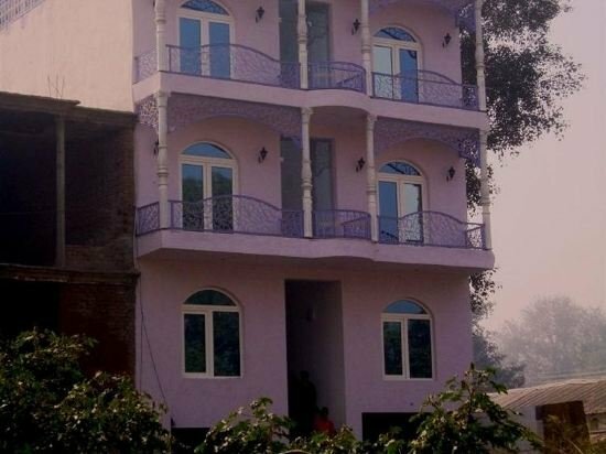 Hotel Ray Of Maya Retreat and Resorts, Agra, photo