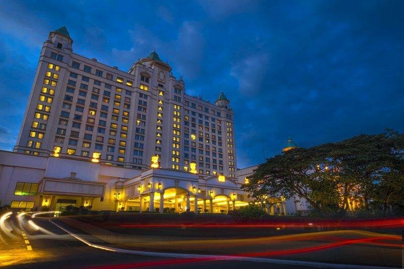 Гостиница Waterfront Cebu City Hotel & Casino в Себу