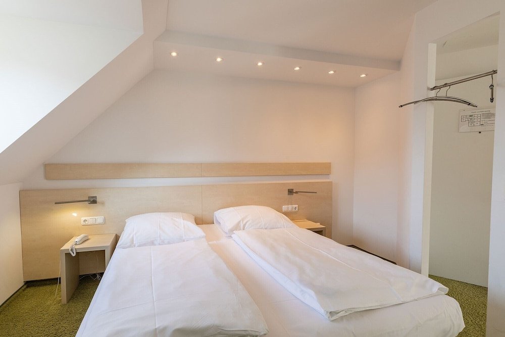 Фото Hotel Uhland