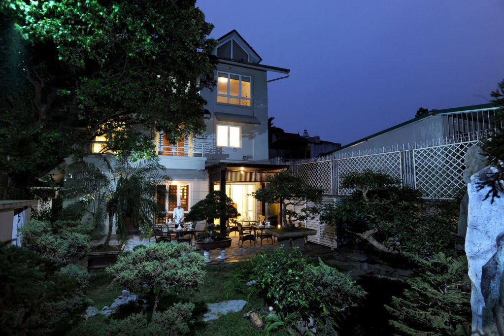 Фото New Era Hotel and Villa