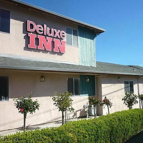 Гостиница Deluxe Inn Redwood City в Редвуд Сити
