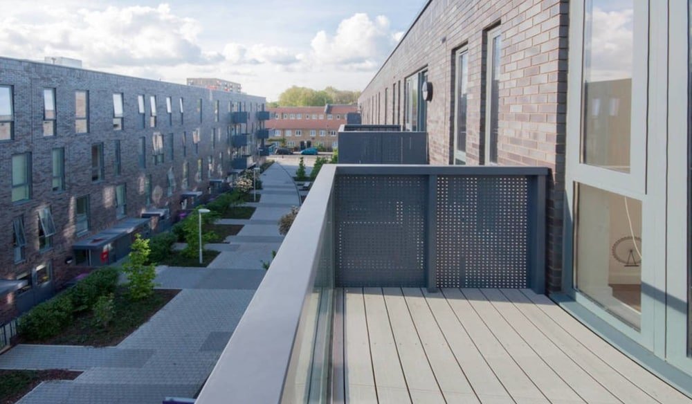 Фото Bright 1br Flat - 10 min Canary Wharf