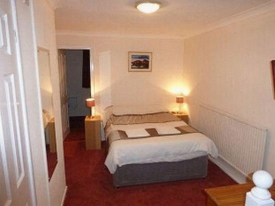 Фото Weatherbury Hotel