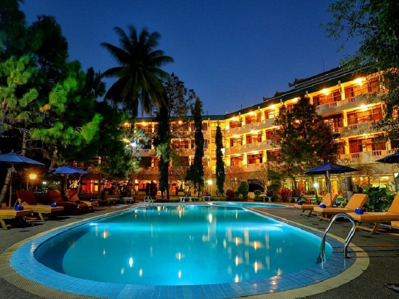 Фото отеля 1