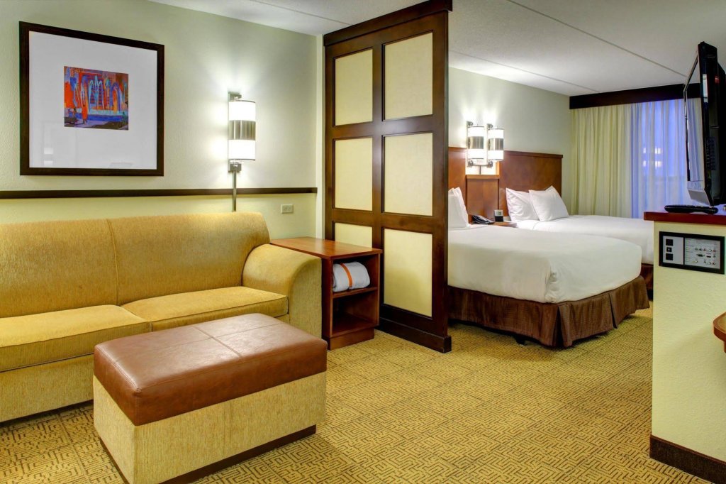 Фото Hyatt Place Ft. Lauderdale Airport & Cruise Port