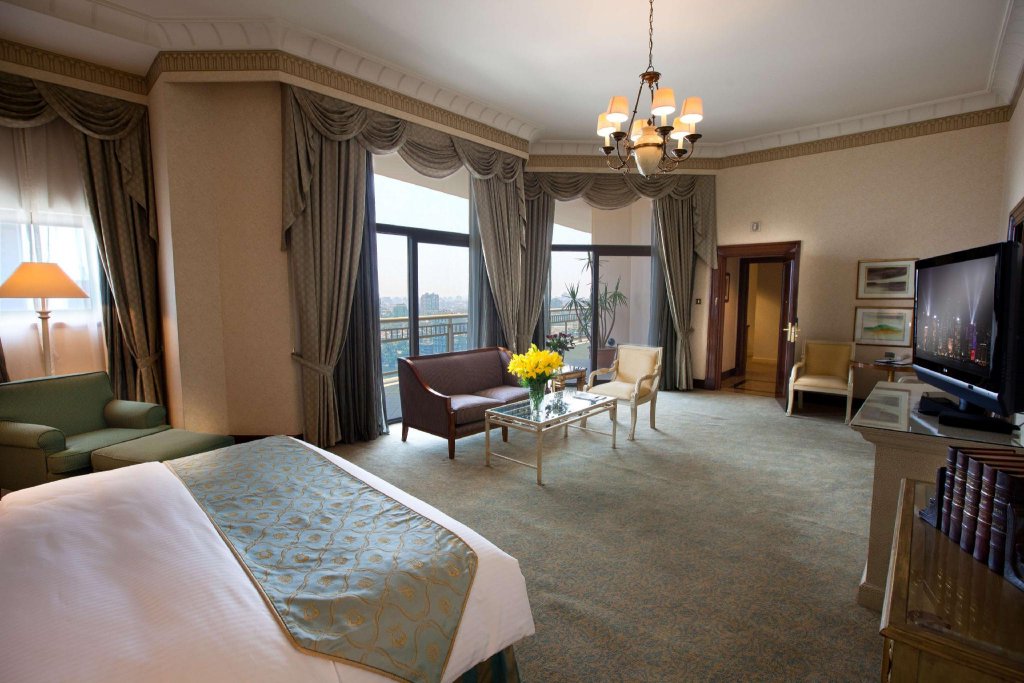 Фото Conrad Cairo