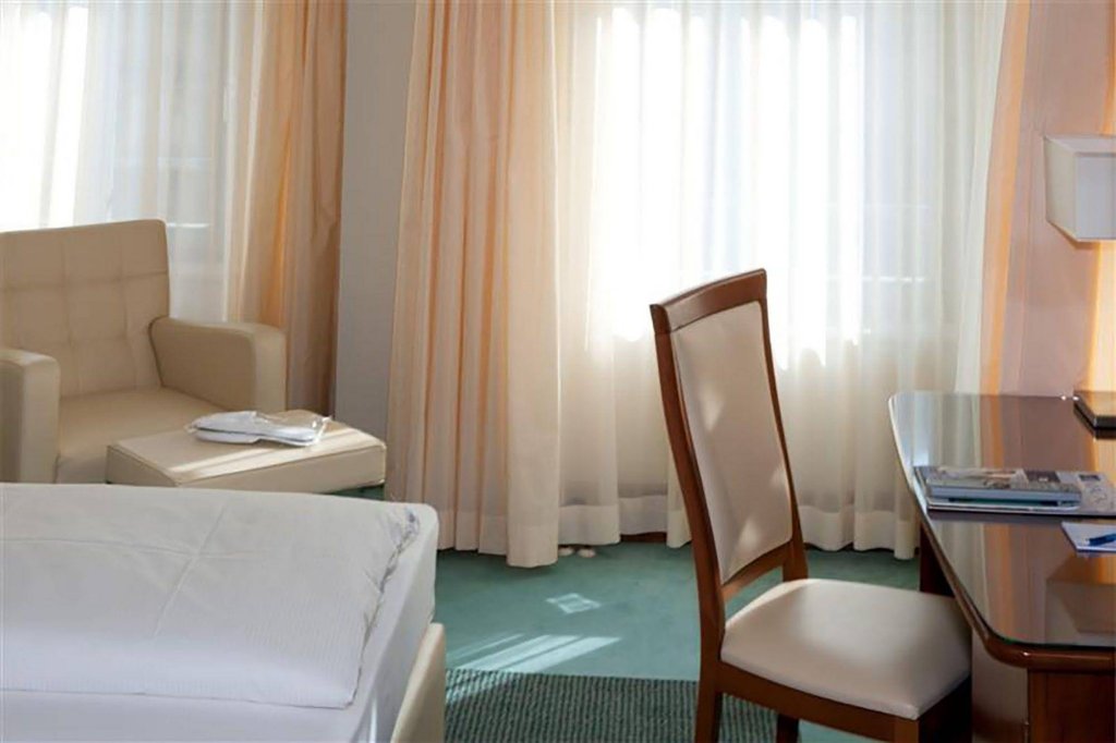 Фото отеля 5