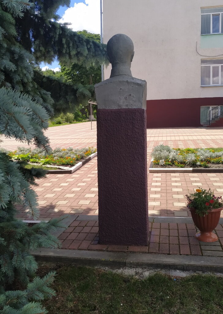 Monument, memorial Бюст Героя Советского Союза Казакова Н.Я, Belgorod Oblast, photo