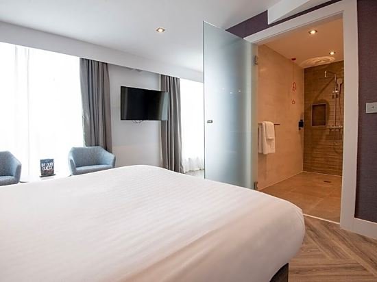 Фото Roomzzz London Stratford