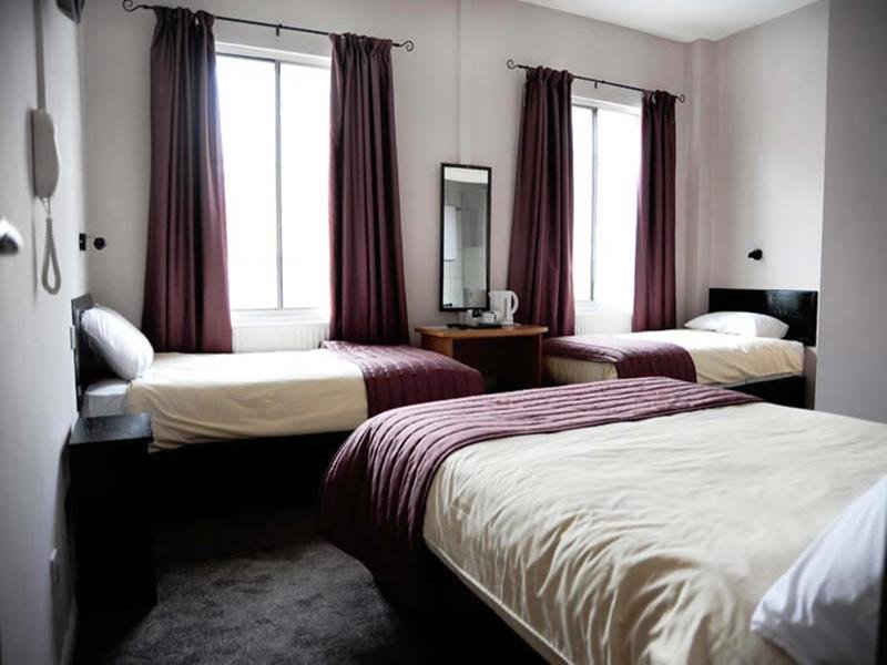 Фото отеля 2