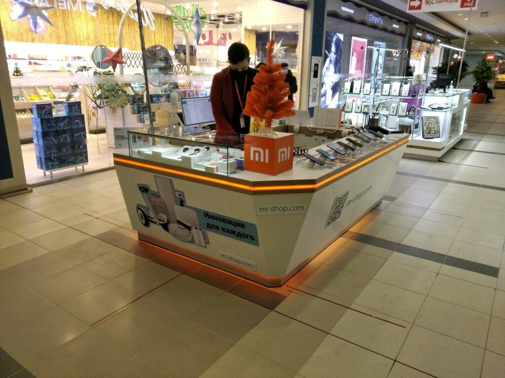 Магазин электроники Xiaomi Mi Store, Санкт‑Петербург, фото