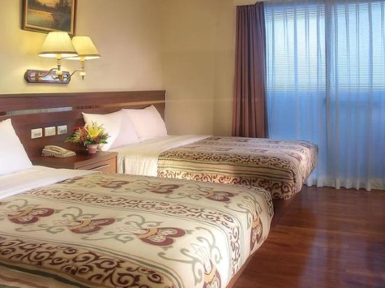 Фото Cheng Pao Hotel