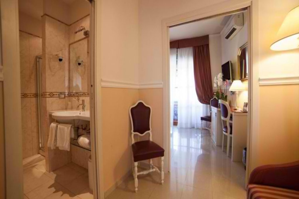 Фото The Port Residence