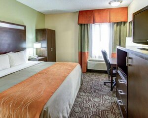 Гостиница Comfort Inn Chandler - Phoenix South I-10