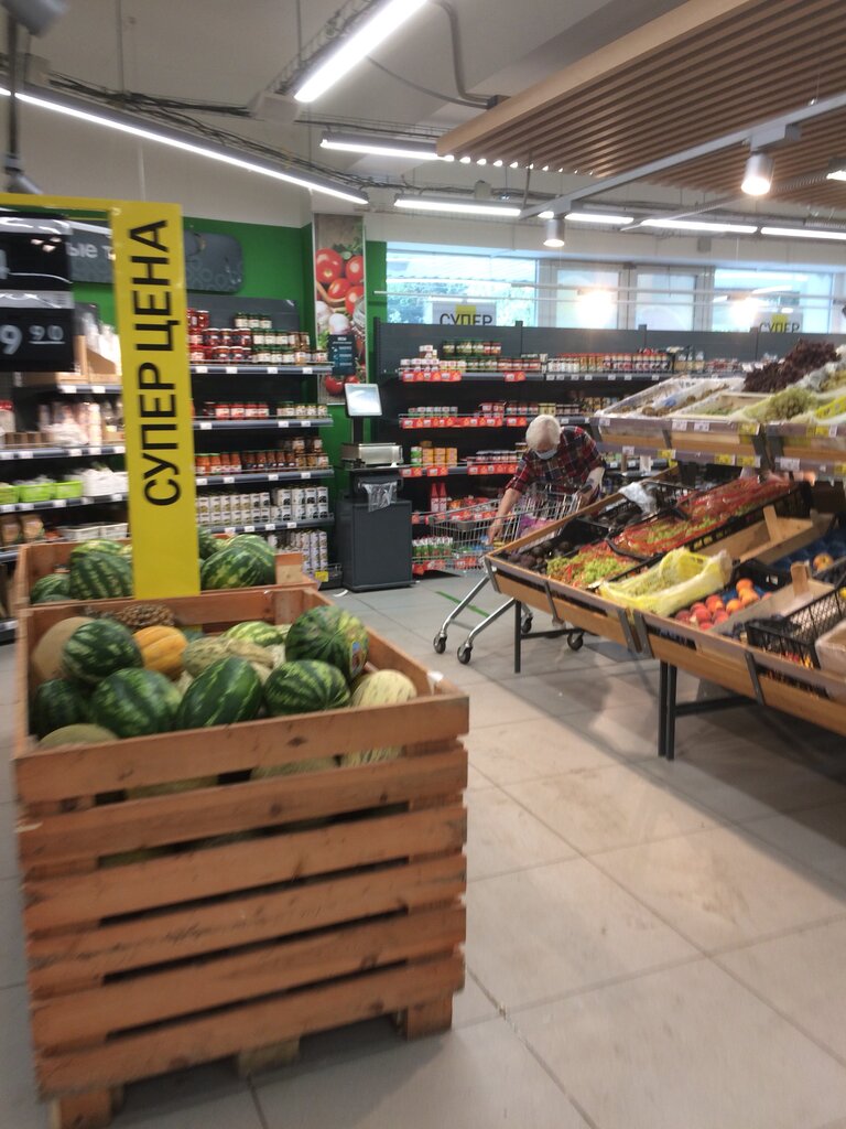 Supermarket Perekrestok, Moscow, photo