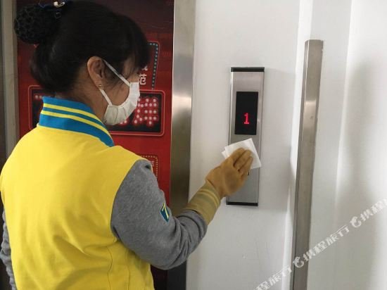 Фото 7 Days Inn Huludao Xin Hua Street Hua Ji Road Branch