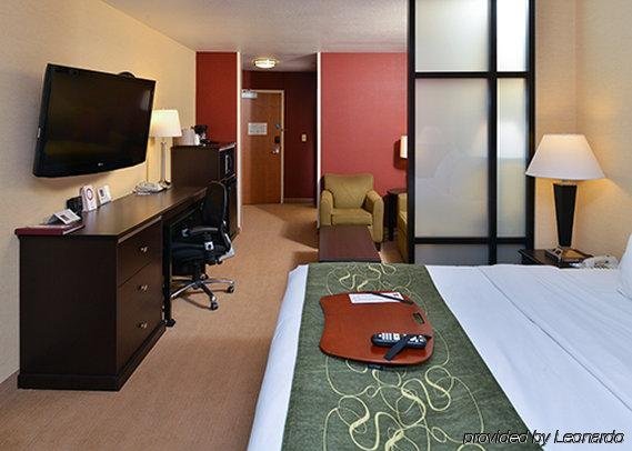 Фото Comfort Suites Helena Airport