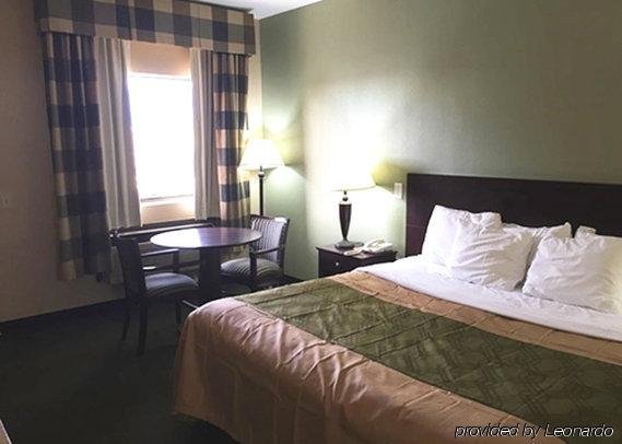 Фото Econo Lodge Belton - Kansas City South