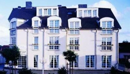 Гостиница Hotel Friesenhof в Нордерштедте