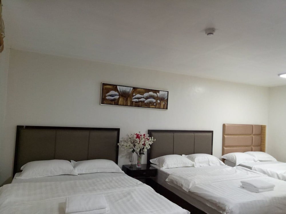 Фото Meaco Royal Hotel - Lipa