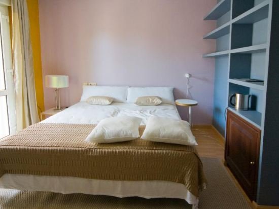 Фото Hotel Boutique Villa Lorena by Charming Stay