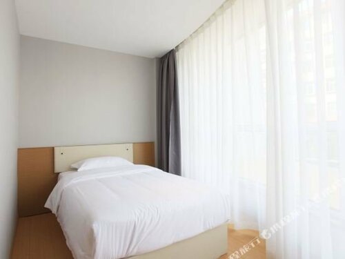 Гостиница Greentree Inn Weihai International Beach в Вэйхае