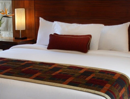 Фото Oakwood Residence Naylor Road Pune