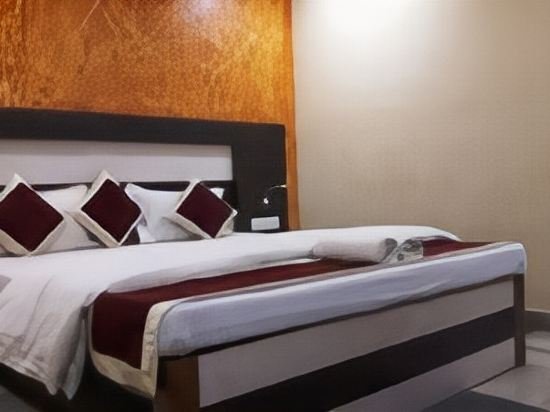 Фото Oyo 3212 The Altira Hotel