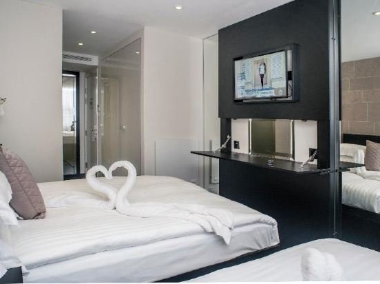 Фото NOX Golders Green