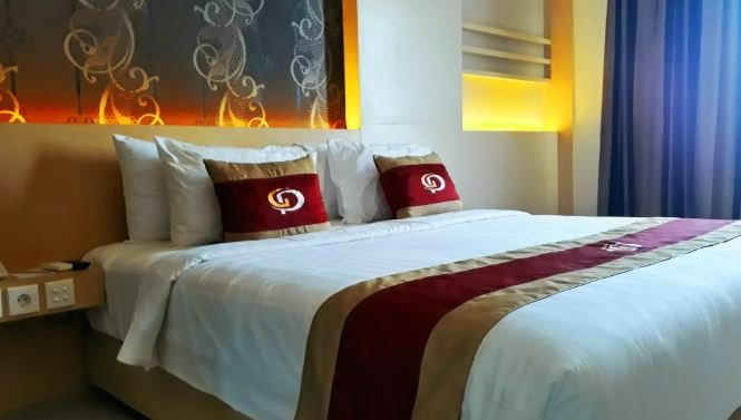 Фото Grand Parama Hotel