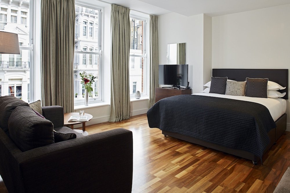 Фото Cheval Harrington Court