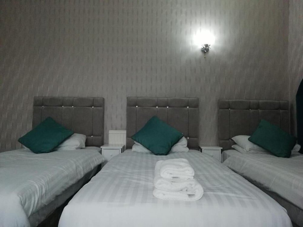 Фото Diamonds Inn Ltd