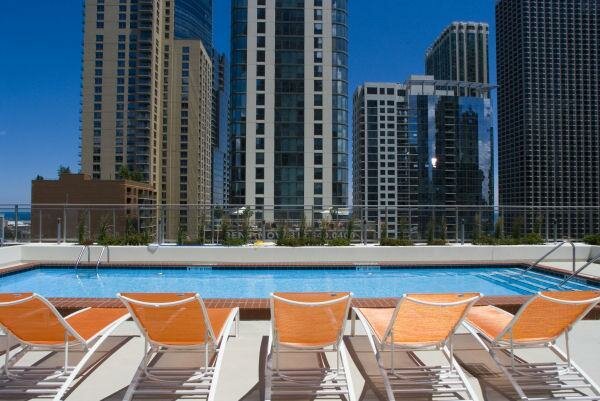 Oakwood Apartments At The Tides Chicago
